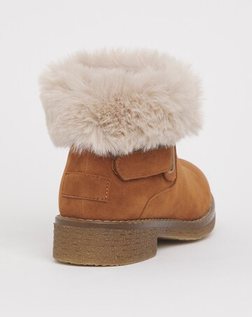 Cushion Walk Fur Collar Crepe Sole Boot Extra Wide EEE Fit