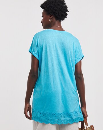 Broderie V Neck Short Sleeve Longline Top