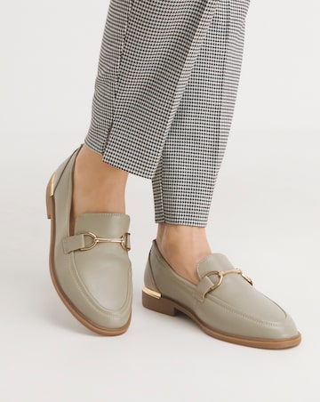 Cushion Walk Trim Loafers EEE Fit