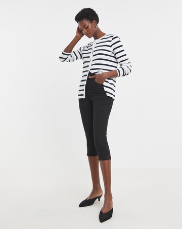 Black Denim Capri Jeans