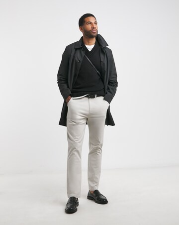 Straight Fit Chino