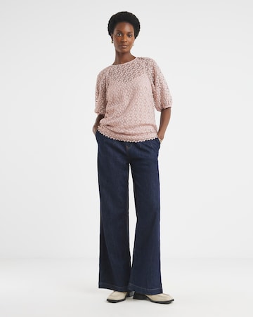 Bubble Sleeve Lace Top