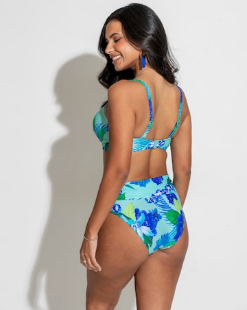 Pour Moi Free Spirit Wired Twist Front Lightly Pad Bikini Top Aqua Tropic
