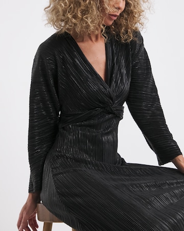 Wetlook Plisse Twist Front Dress