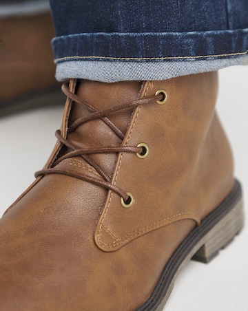 Penn Lace Up Boot Wide Fit