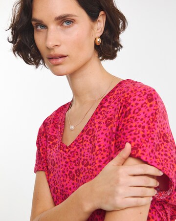 Pure Cotton Pink Print V Neck Printed T-Shirt