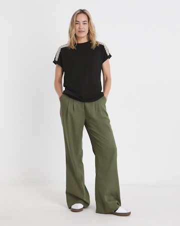 Black Crew Neck Embroidered Shoulder T-Shirt