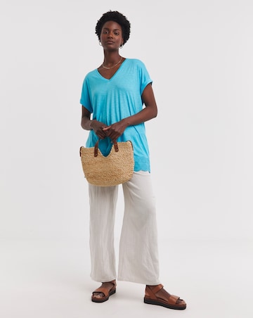 Broderie V Neck Short Sleeve Longline Top
