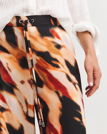 Printed Herringbone Wide Leg Trouser