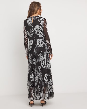 Mesh Pleated Ballet Dress