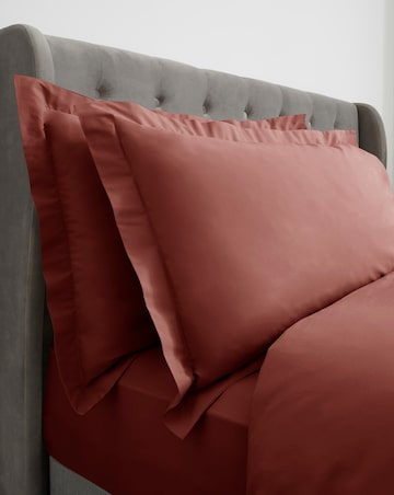 Cotton Blend 200 Thread Count Plain Dye Oxford Pillowcases