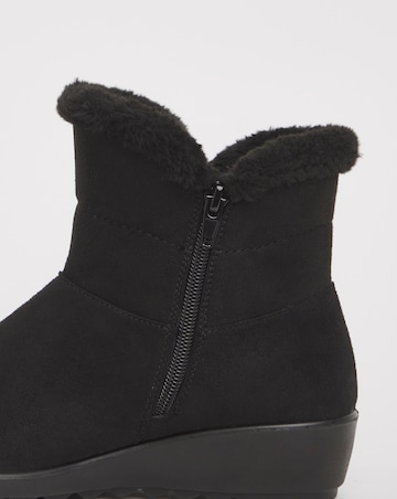 Cushion Walk Zip Winter Boot Wide E Fit