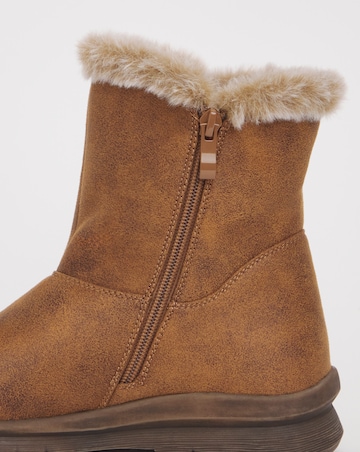 Cushion Walk Button Winter Boot Wide E Fit