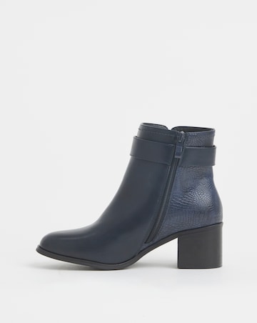 Cushion Walk Block Heel Buckle Boot Extra Wide EEE Fit