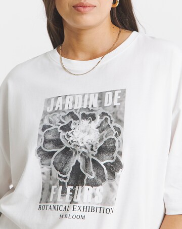 Simply Be White Jardin De Fleurs Graphic T-Shirt