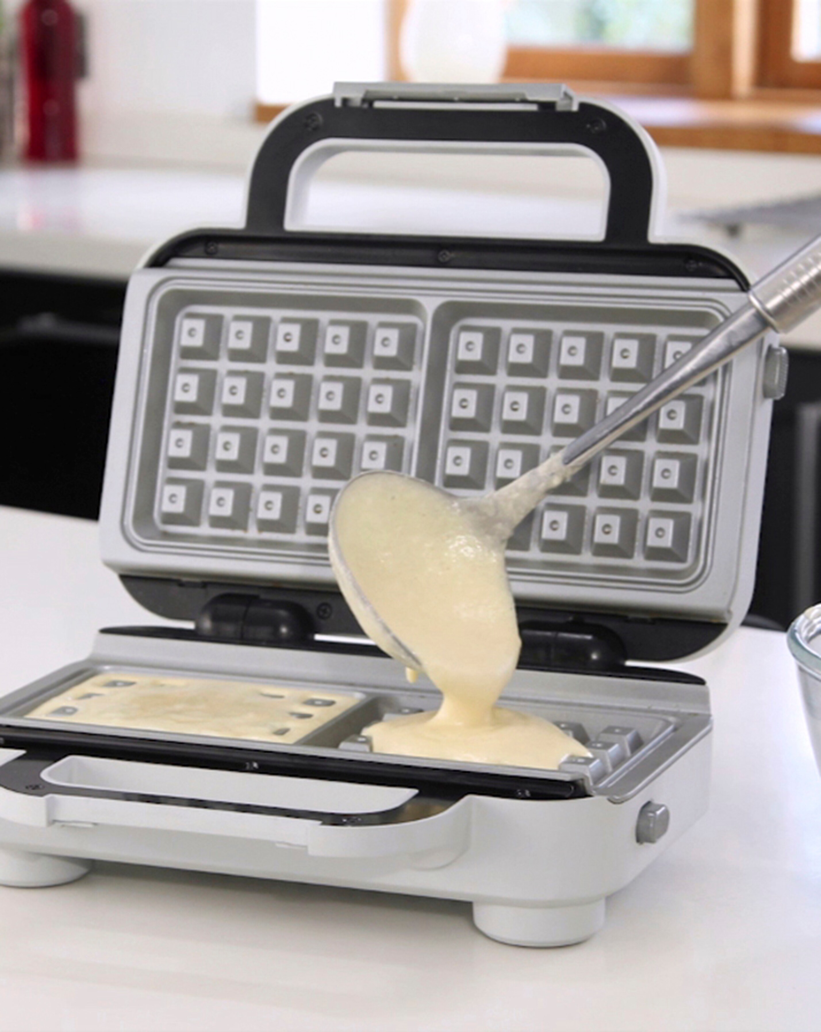 breville vst072 duraceramic deep fill waffle maker