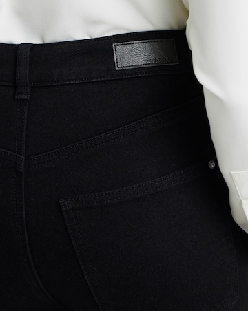 Black Authentic Mom Jeans