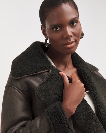 Chocolate Revere Collar Shearling Jacket