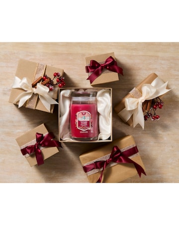 Yankee Candle Signature Large Santa on Skis