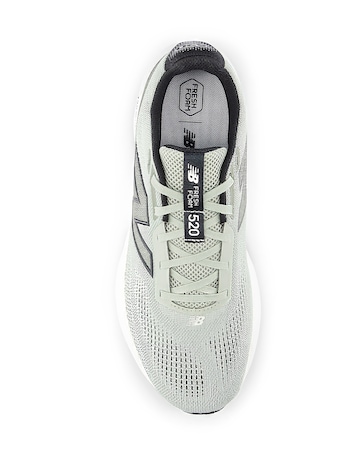 New Balance 520 Trainers