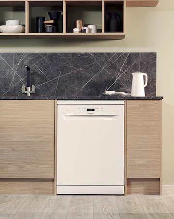 Hotpoint Fullsize 14 Place Set Dish Washer + Installation