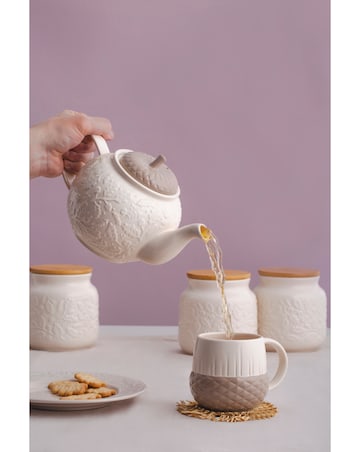 Price & Kensington Set of 2 Acorn Mugs