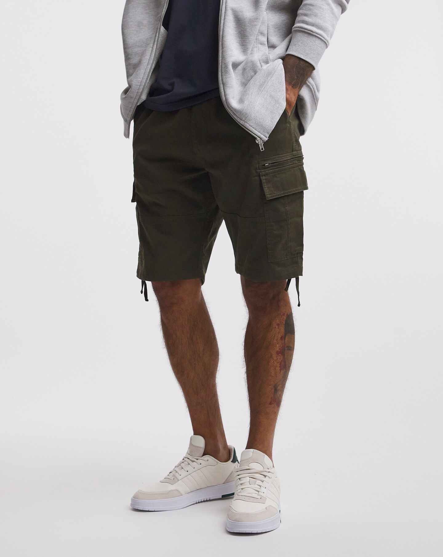 Cargo shorts deals slim