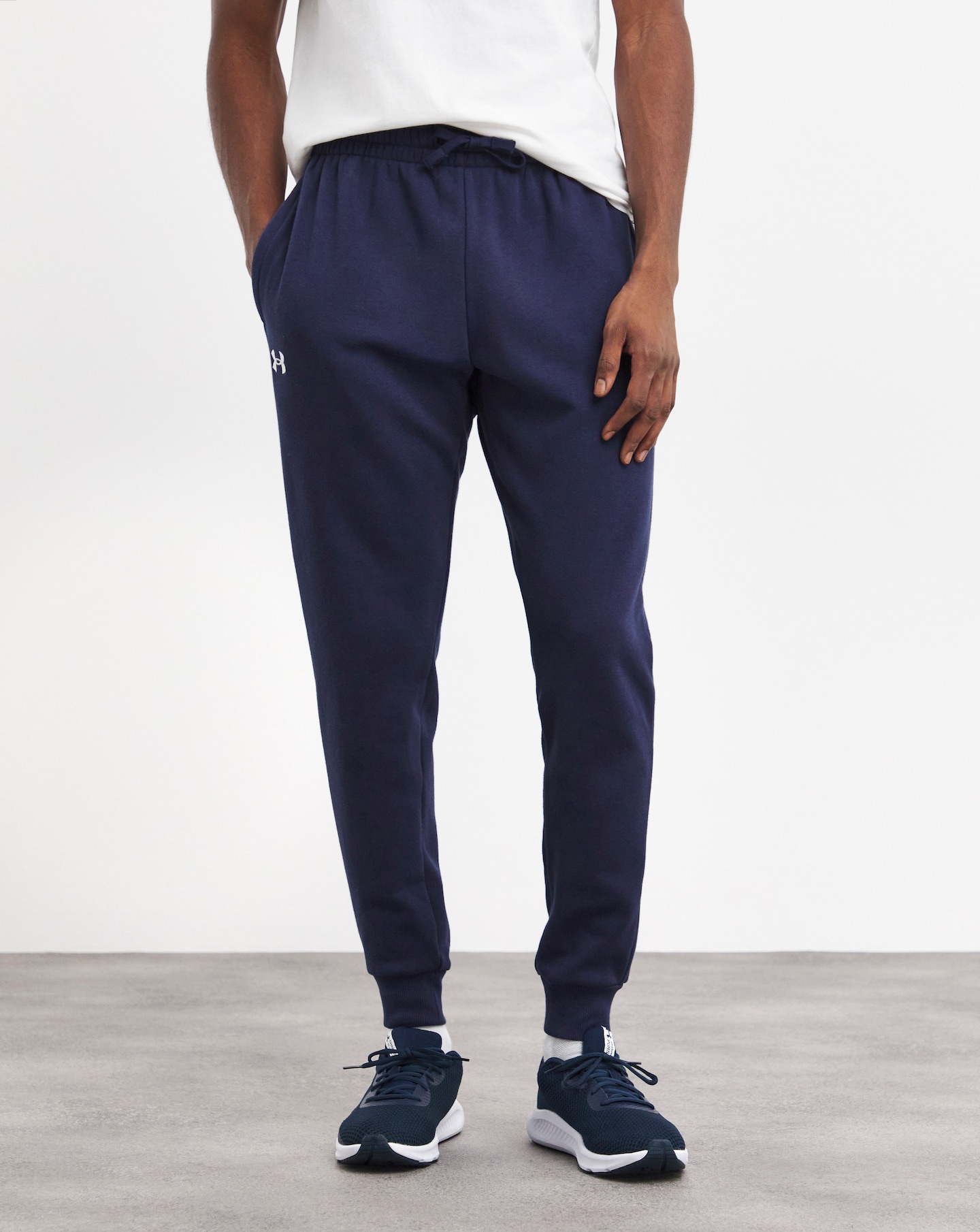 Under armour rival fleece logo sales jogger