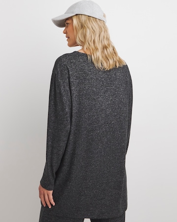 Soft Touch V-Neck Longline Top