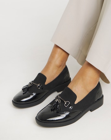 Drama Brogue Tassle Loafer - Wide Fit (E)