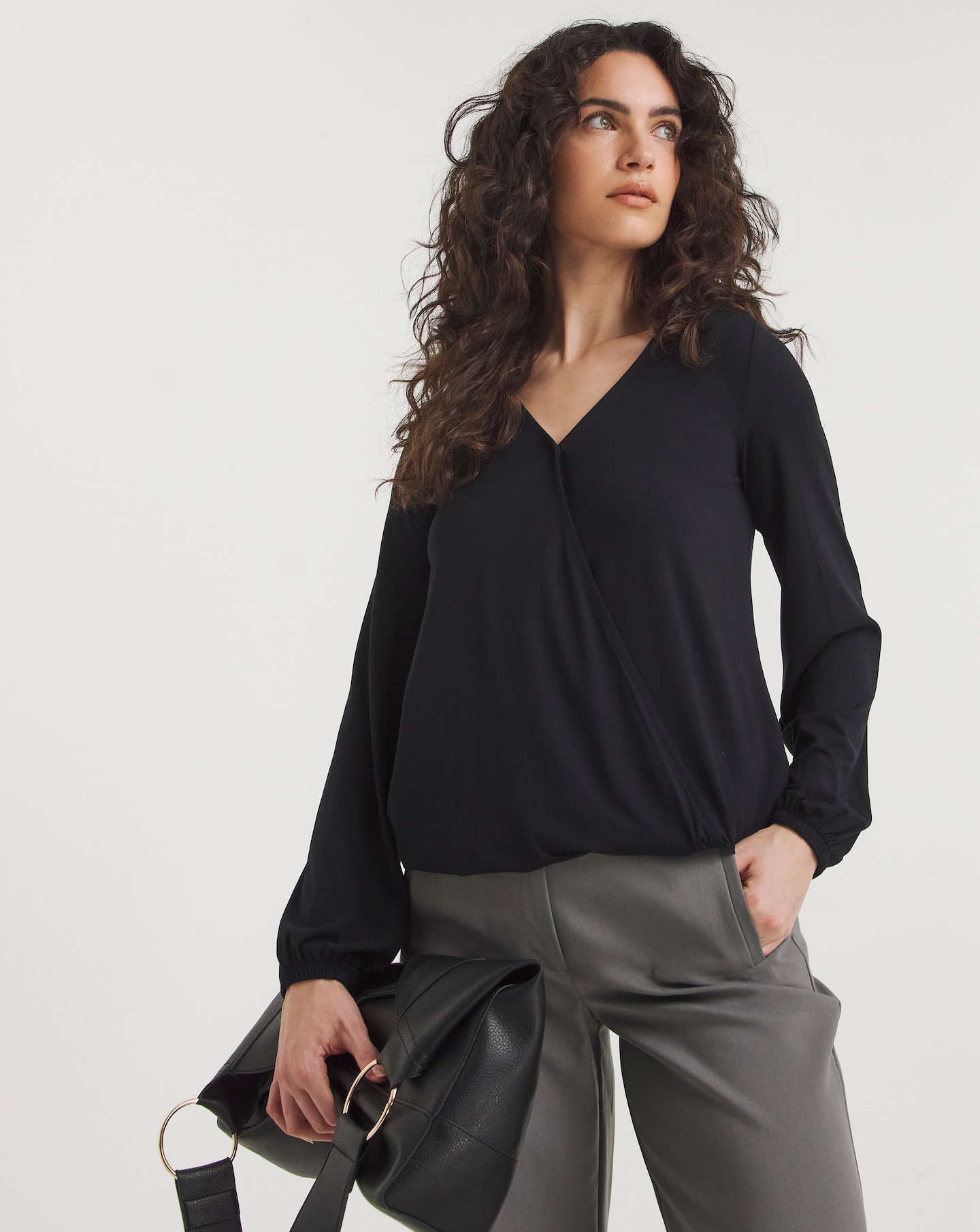 Black Wrap Bubble Hem Top Marisota